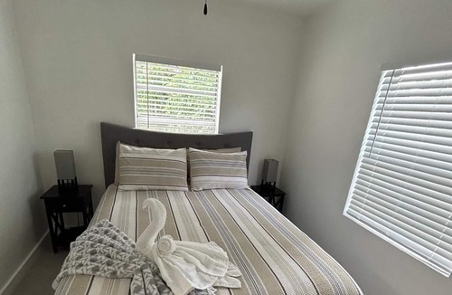 Lake Ridge Apartment | Dreamy Apartment