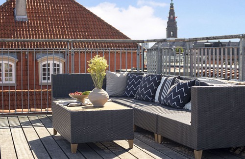 Copenhagen City Centre Apartment | Dreamy apartment with terrace and views over the city rooftops. All yours.