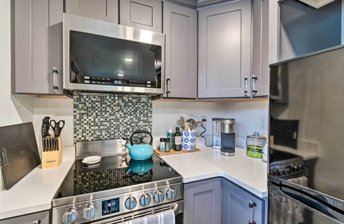 Olympia Cabin | Dreamy Bayfront Cabin w/View, Dock & Kayaks