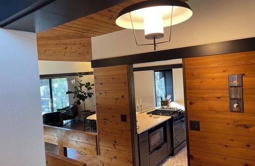 Lincoln Cabin | Dreamy Design Cabin - 3 Bedroom, Craft Chef Kitchen, Lux