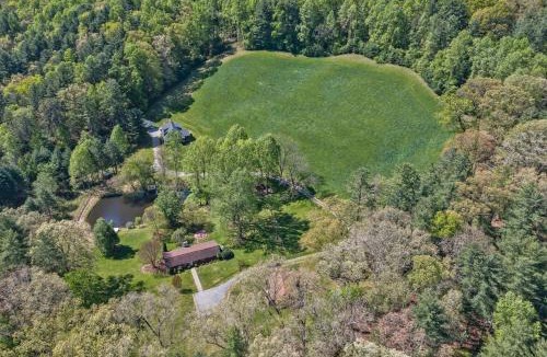 Horse Shoe House | Dreamy Farmhouse