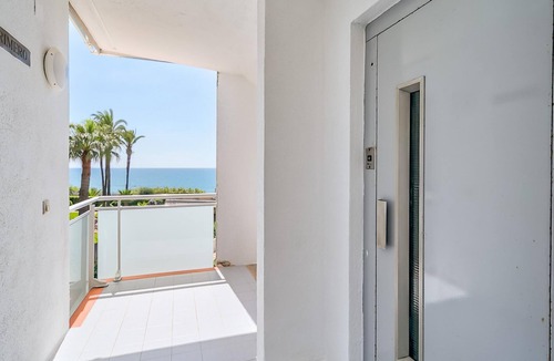 Sant Pol De Mar Apartment | Dreamy mediterranean beach house