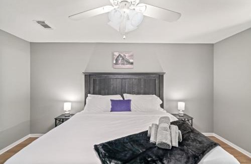 Spring House | Dreamy Villa -Near Airport, Downtown - Open Concept