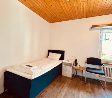 Heiden House | Dreibettzimmer mit eigenem Bad und Seeblick