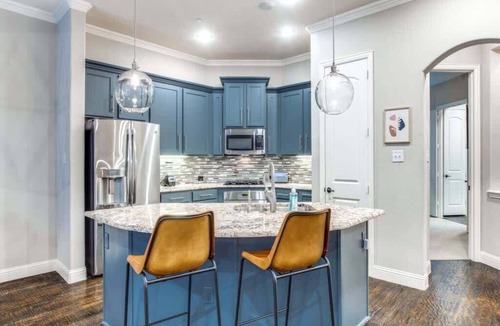 Legacy Park House | Driem House Luxurious Home in Legacy - Long Term
