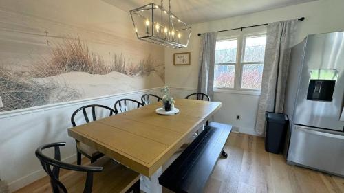 Stevensville House | Drift Away Den