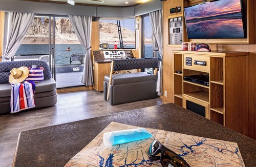 Wahweap Boat Rental | Drift, Dream, Discover: Your Houseboat Adventure Awaits!