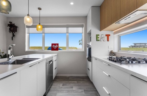 Waiotahi House | Drift & Glow: Coastal Sauna Retreat