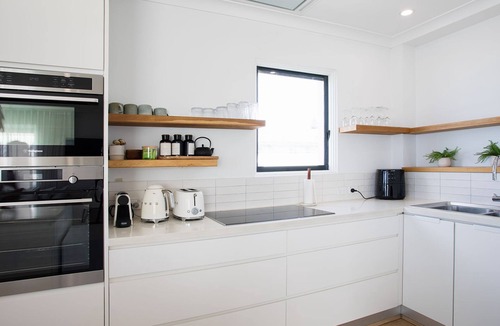 Curl Curl House | Drift House, Curl Curl IBO