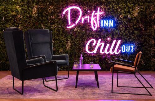 Wyboston Hotel | Drift Inn formerly the Waterfront Hotel