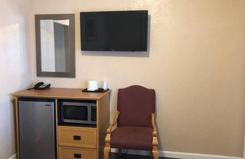 Westside Santa Cruz Hotel | Drift Inn