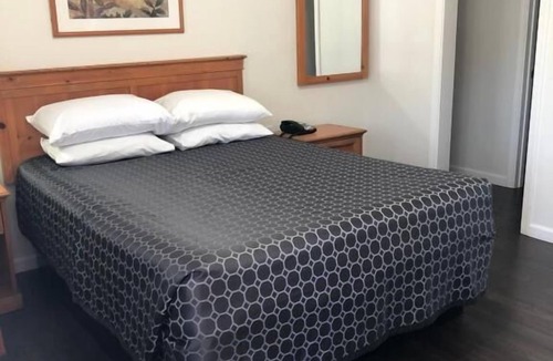 Westside Santa Cruz Hotel | Drift Inn