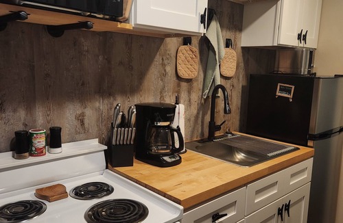 Glenwood Cabin | Driftaway Cabin 5 in Glenwood, AR