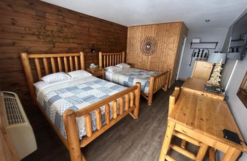 Terrace Bay Hotel | Drifters Motel & Restaurant