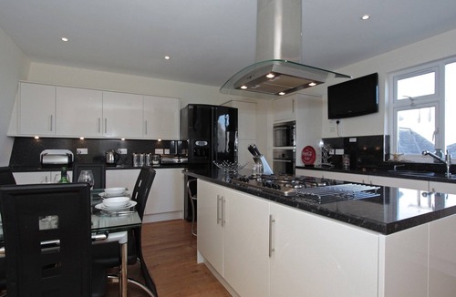 Lusty Glaze Apartment | Driftwood - 7 Glendorgal Sands