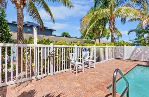 Holmes Beach Hotel | Driftwood at Anna Maria Island Inn