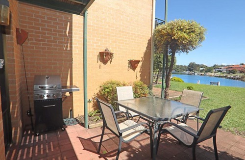 Sussex Inlet House | Driftwood