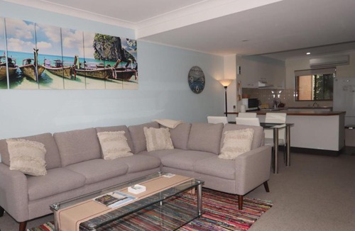 Sussex Inlet House | Driftwood