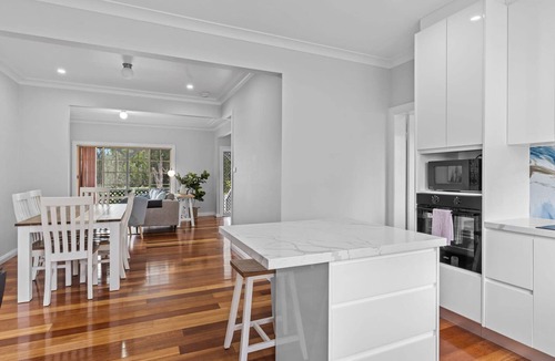 Lemon Tree Passage House | Driftwood Cottage Your Coastal Haven