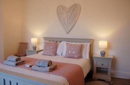 Tywyn House | Driftwood Designer Apartment