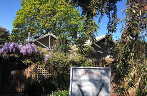 Cowes House | Driftwood - Luxury Spa Cottage for Two