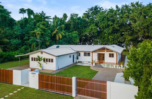 Wonga Beach Villa | Driftwood On Wonga