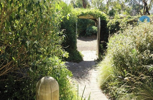 Cowes Cottage | Driftwood - Spa Cottage for Two