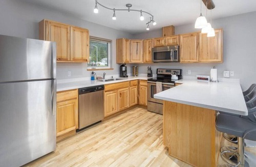 Seward Apartment | Driftwood Suites - SeaStar (#4)