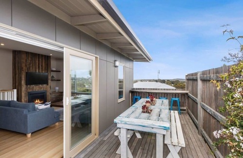 Ocean Grove House | Driftwood Water Views: With Fire and Pet-Friendly