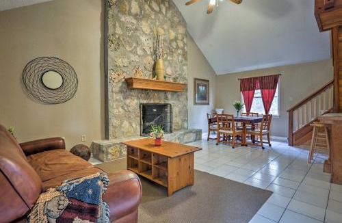 Dripping Springs House | Dripping Springs Home w/Deck, Near Wedding Venue