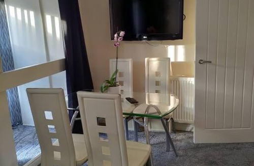 Droitwich Apartment | Droitwich Spa centre apartment