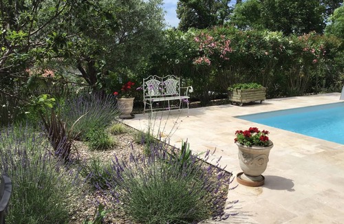 Etoile-sur-Rhone House | DROME: Single-storey house