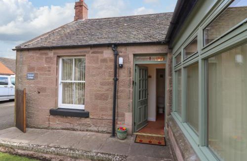 Norham House | Dromore Cottage