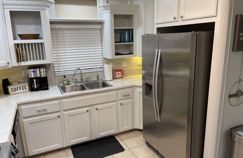 Chickasha House | Drover House | USAO | Private Pool | King Bed | WD