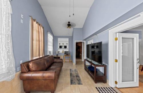 Buford Highway House | Druid 2 Bedroom