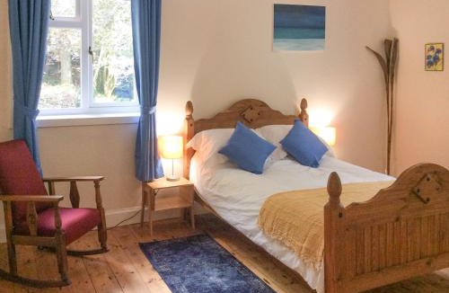 Lochailort House | Druimbhan, 1 Railway Cottage,