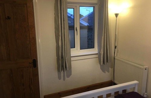 Corstorphine Apartment | Drum Brae Cottage