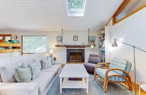 Pleasant Point House | Drummer Cove Retreat