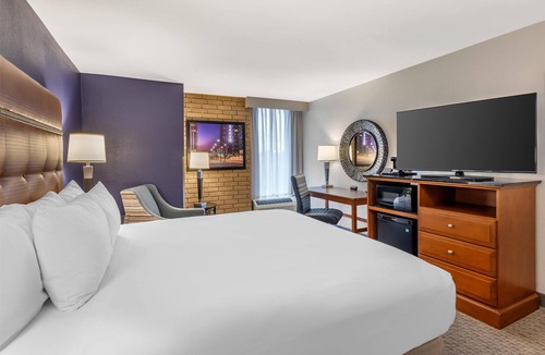 Morrow Hotel | Drury Inn & Suites Atlanta Morrow