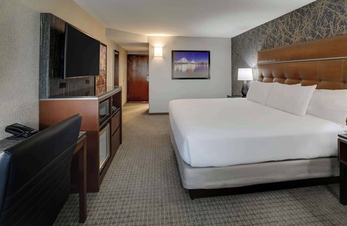 Cape Girardeau Hotel | Drury Inn & Suites Cape Girardeau