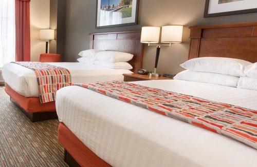 Dayton Hotel | Drury Inn & Suites Dayton North