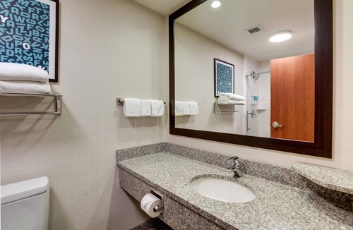 Dayton Hotel | Drury Inn & Suites Dayton North