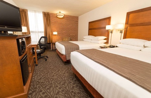 Frankenmuth Hotel | Drury Inn & Suites Frankenmuth