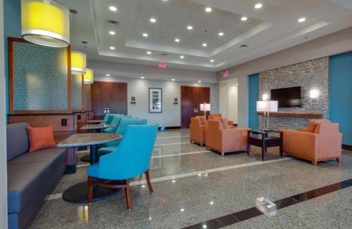 Gainesville Hotel | Drury Inn & Suites Gainesville
