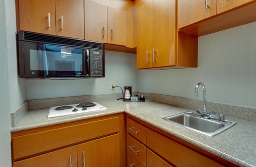 Hayti Hotel | Drury Inn & Suites Hayti Caruthersville