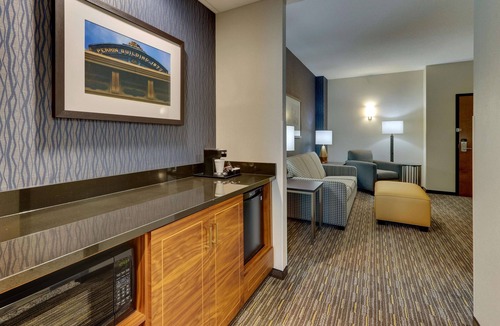 Lafayette Hotel | Drury Inn & Suites Lafayette, IN