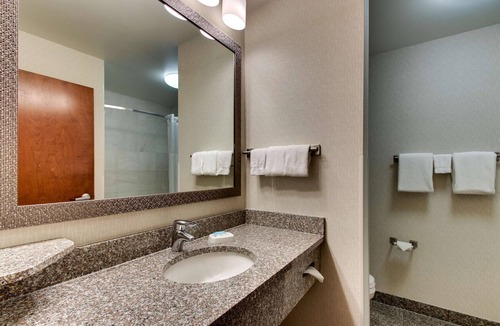 Meridian Hotel | Drury Inn & Suites Meridian