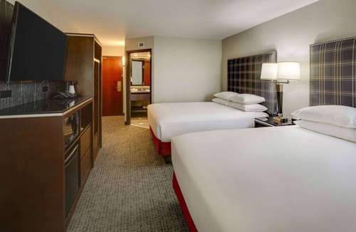 St. Joseph Hotel | Drury Inn & Suites St Joseph