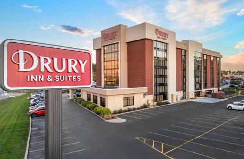 Valley Park Hotel | Drury Inn & Suites St. Louis-Southwest