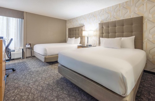 Airport Township Hotel | Drury Inn & Suites St. Louis Airport